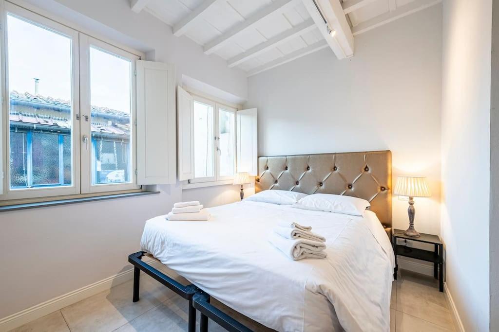 San Frediano Suite Moderna Firenze Bagian luar foto